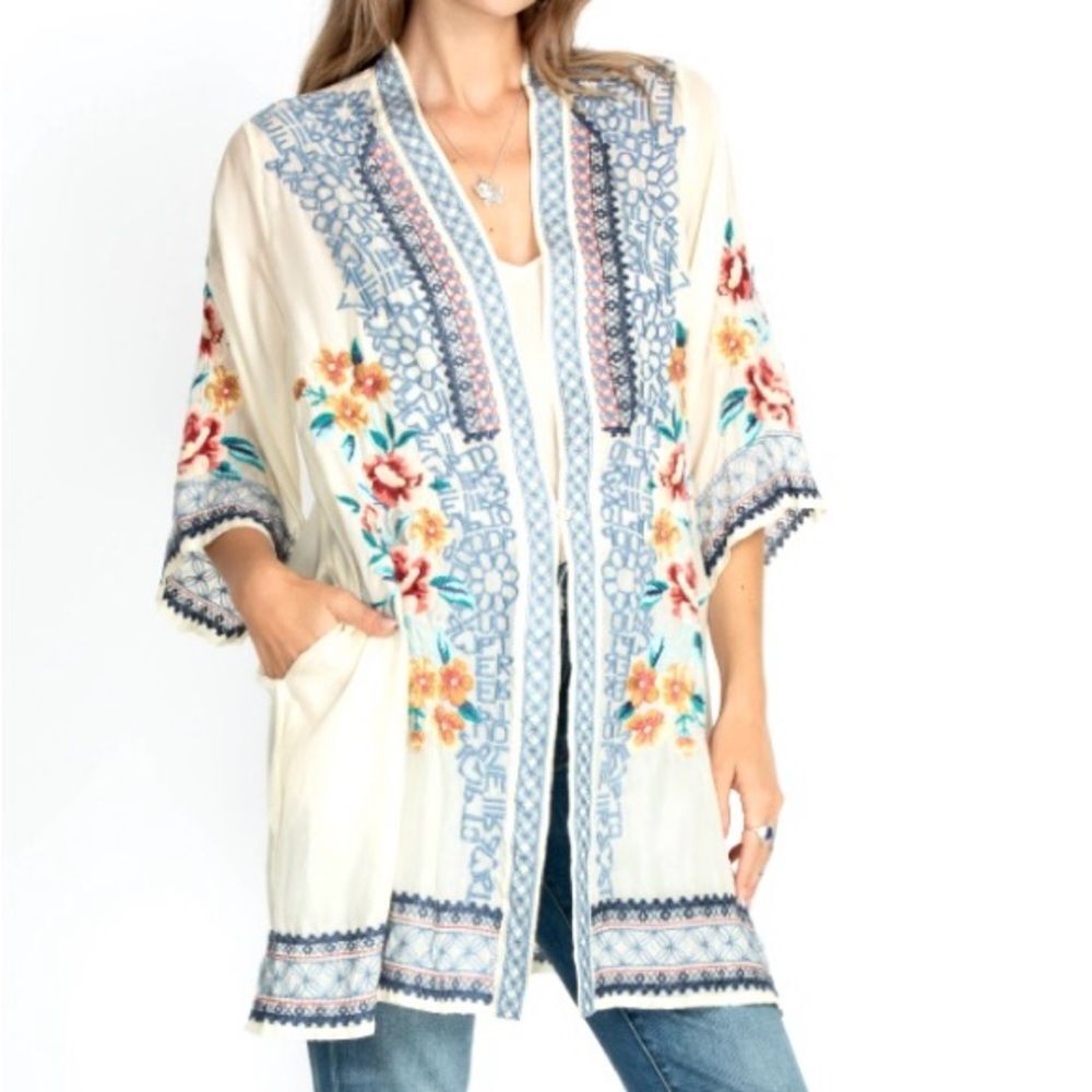 Johnny Was Utopia Kimono 100% Silk Floral Letter Embroidered Cream Blue Size XL